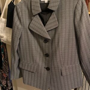 Le Suit Gray Plaid Blazer